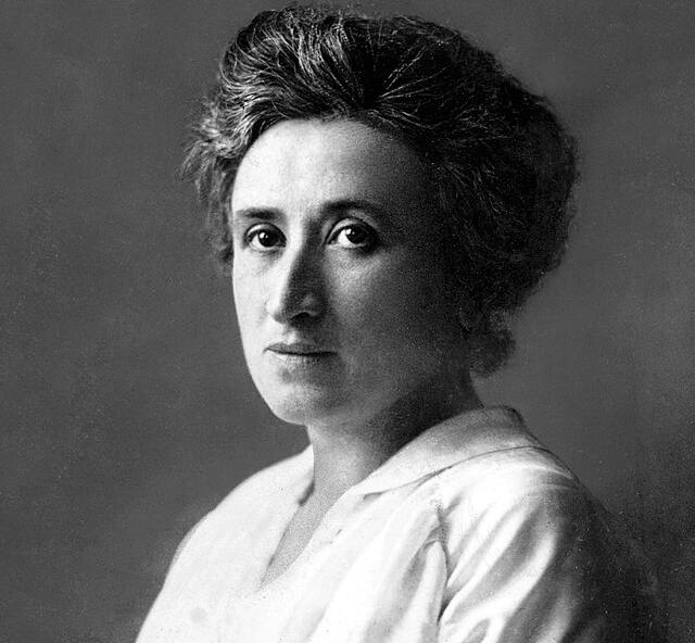 File:Rosa Luxemburg Photograph.png