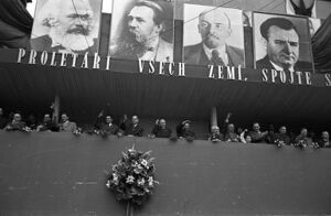 May-1-1956-wenceslas-square-prague proletari-vsech-zemi.jpg