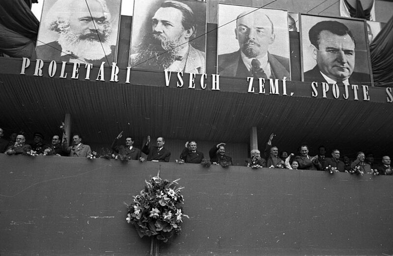 File:May-1-1956-wenceslas-square-prague proletari-vsech-zemi.jpg