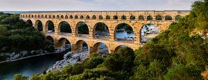 Roman-aqueduct-pont-du-gard.jpg